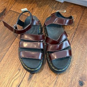 DR MARTENS VEGAN BLAIRE SANDAL